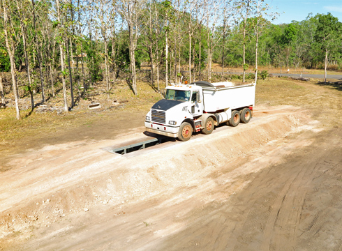 Redeployable workshop in the field