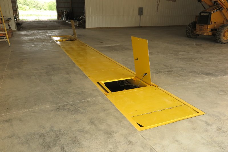 auto shop service pit cover