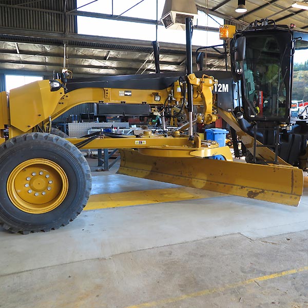 Grader Maintenance over the PIt